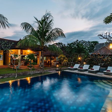 Bunda 7 Bungalows Lembongan Exterior foto